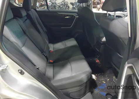 2024 Toyota Rav4 Hybrid Xle z USA, uszkodzony, nr VIN JTMRWRFV8RJ062167